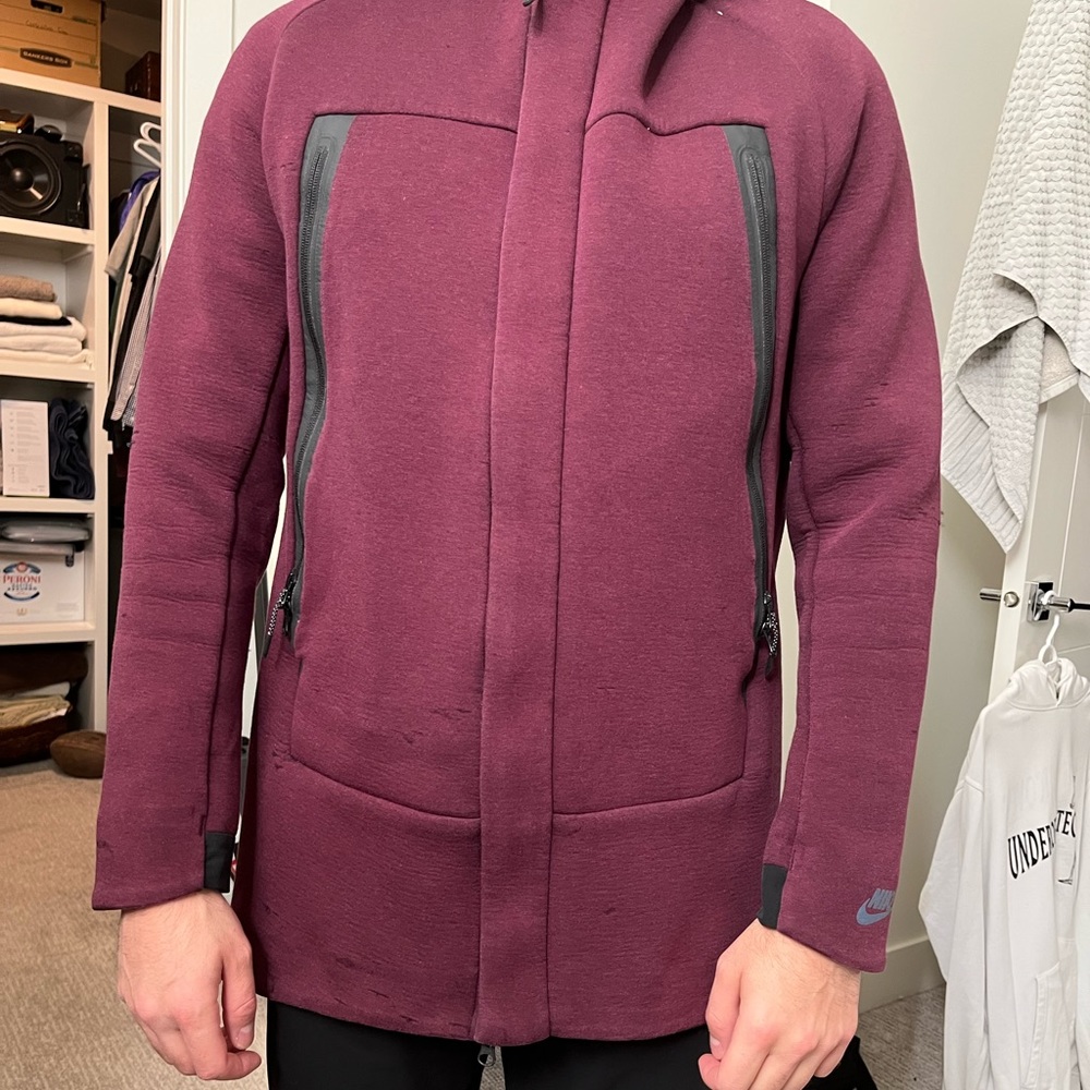 Nike sweater